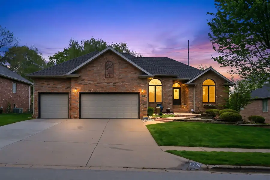 4616 S Holland Avenue, Springfield, MO 65810 - #3