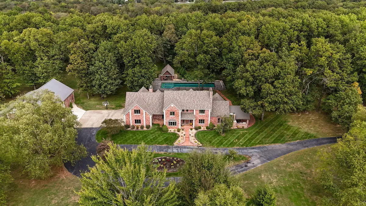 5111 E Farm Road 142, Springfield, MO 65809 - #1