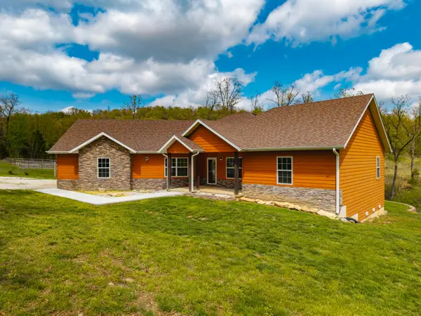 633 E Mountain Drive, Bruner, MO 65620