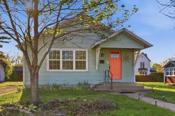 417 S Park Avenue, Aurora, MO 65605