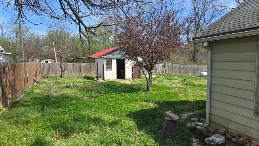 1244 Columbus Street, West Plains, MO 65775 - #2