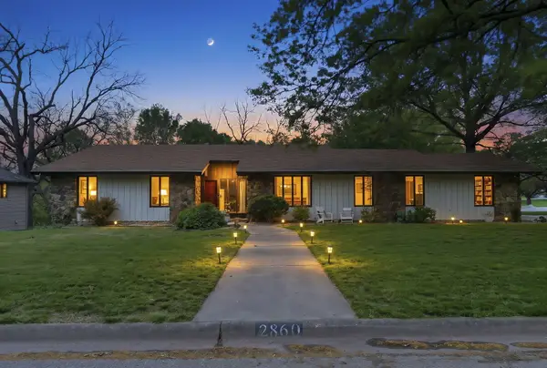 2860 S Chambery Avenue, Springfield, MO 65804