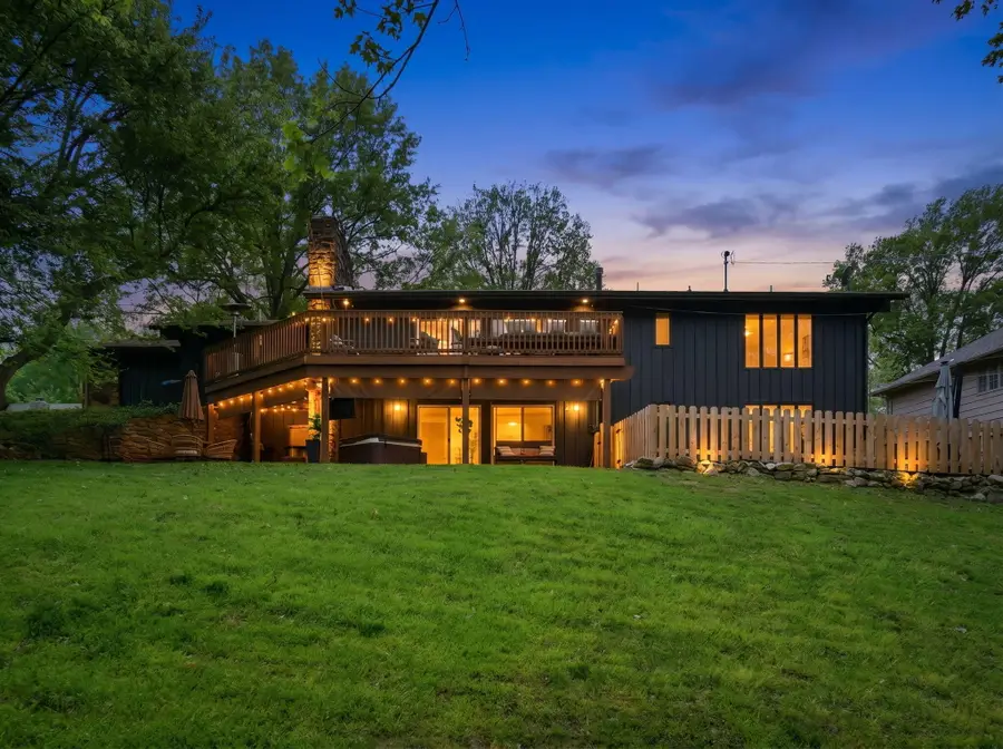 2860 S Chambery Avenue, Springfield, MO 65804 - #2