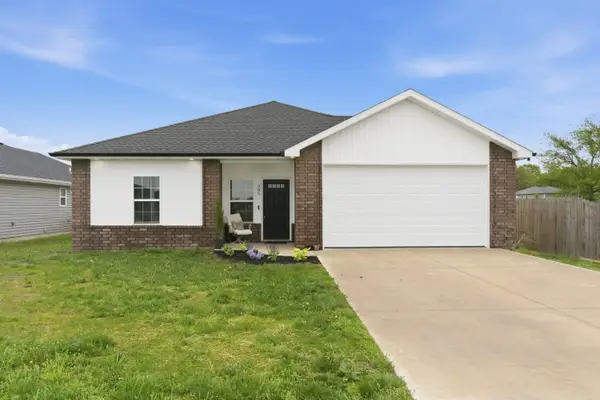 985 W Maurice Street, Bolivar, MO 65613