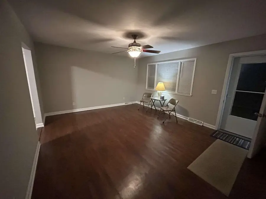 2221 N Crutcher Avenue, Springfield, MO 65803 - #2