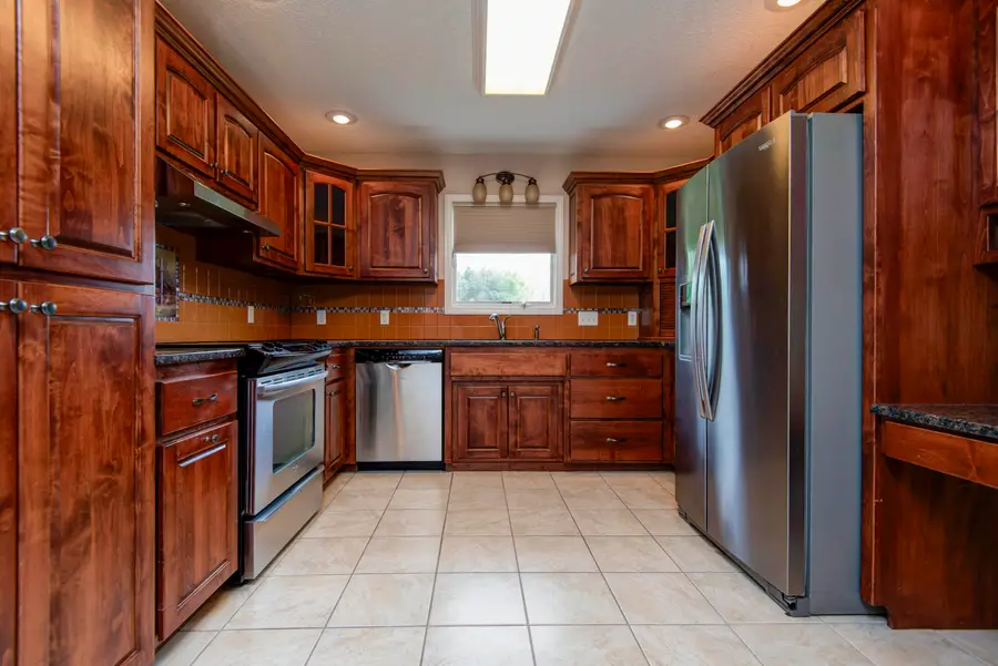 1703 Twin Oaks Drive, Monett, MO 65708 - #3