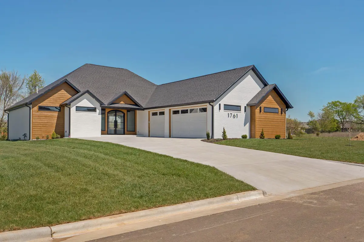 1761 E Peartree Drive, Ozark, MO 65721 - #1