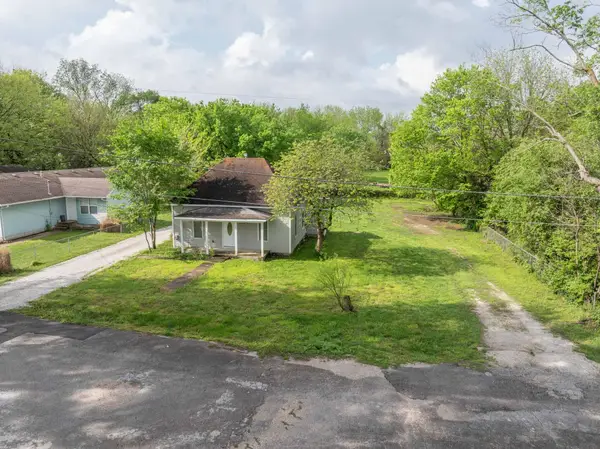 200 W Robberson Street, Willard, MO 65781