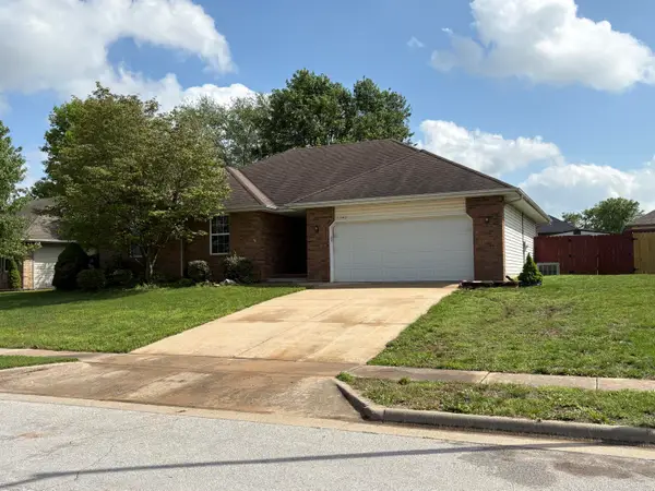 3242 W Mcclernon Street, Springfield, MO 65803