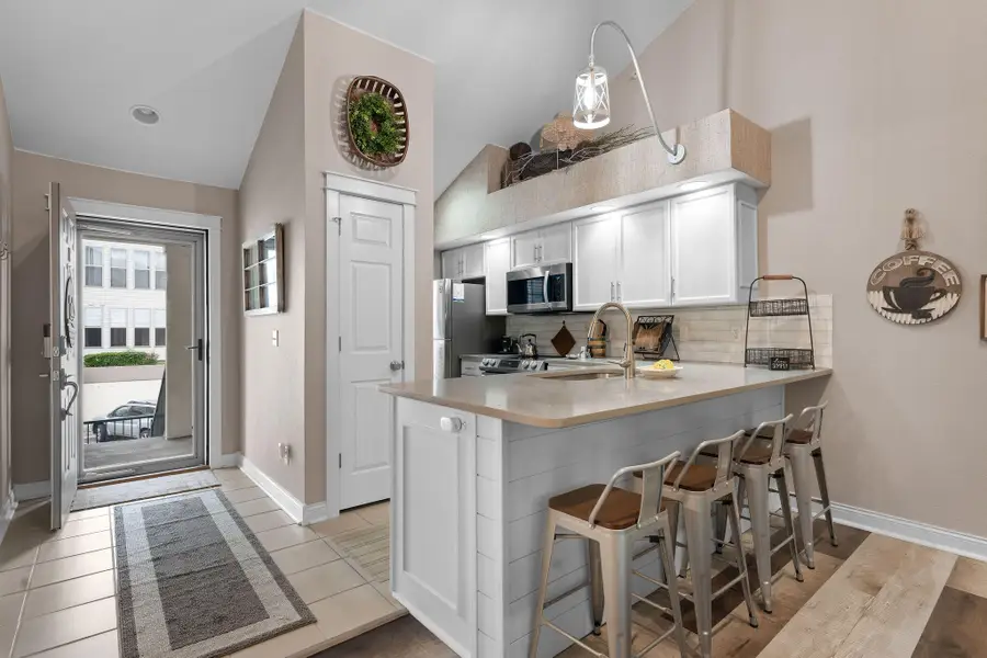 225 Lower Emerald Bay Circle #17, Hollister, MO 65672 - #2