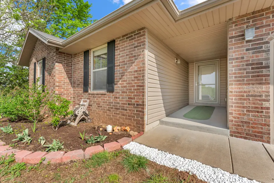 409 Southview Drive, Willard, MO 65781 - #3