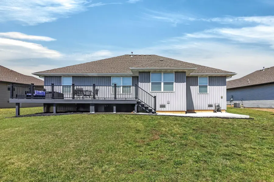 188 W Picardy Street, Republic, MO 65738 - #3