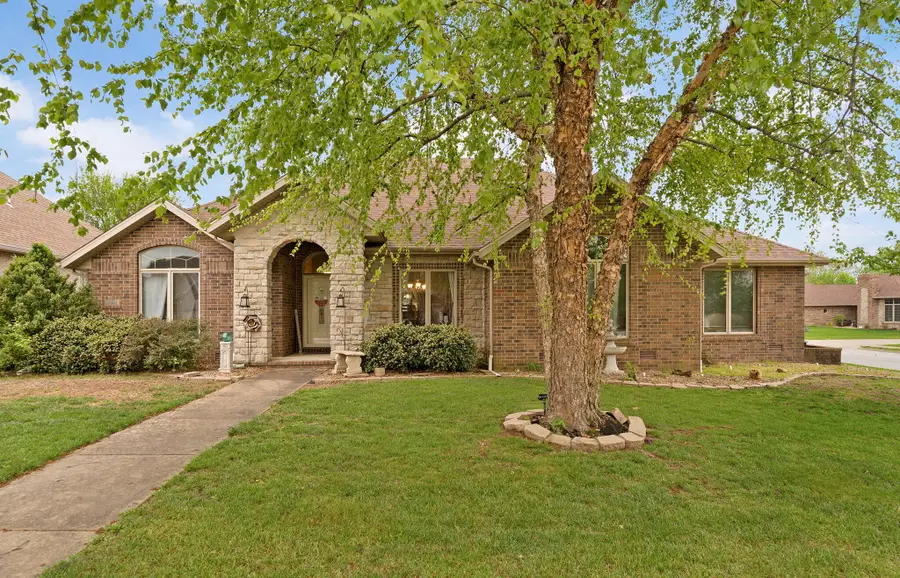 3848 Suzanne Street, Battlefield, MO 65619 - #2