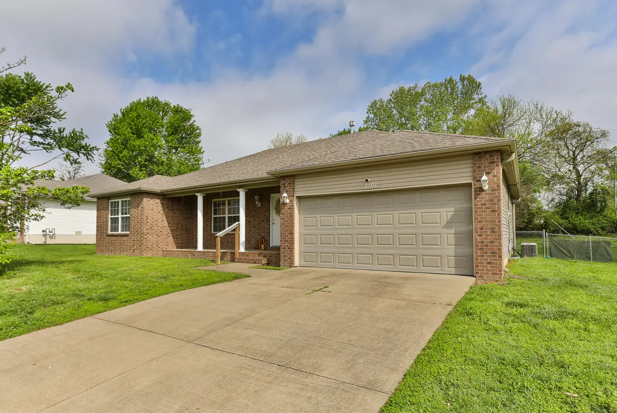 2101 E Logan Street, Republic, MO 65738 - #1