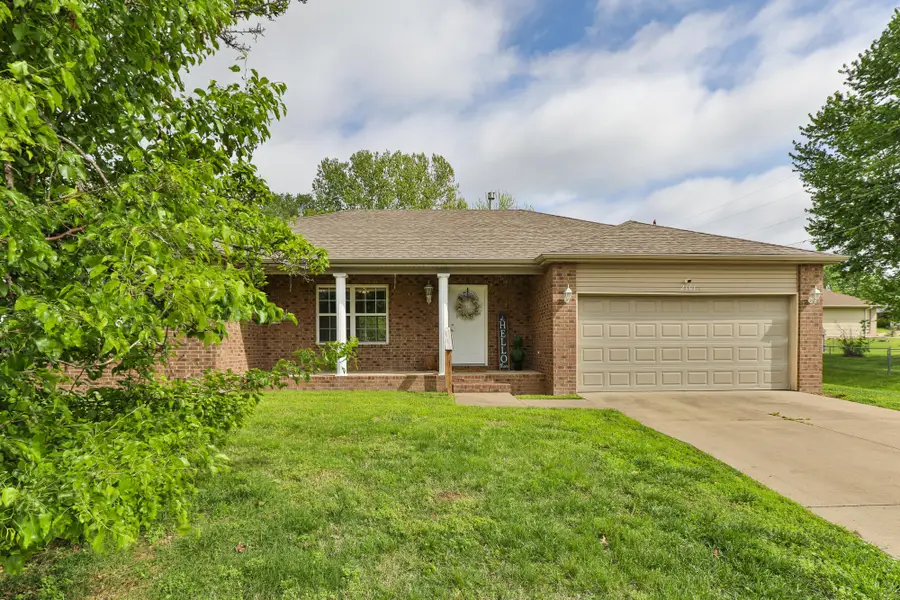 2101 E Logan Street, Republic, MO 65738 - #3