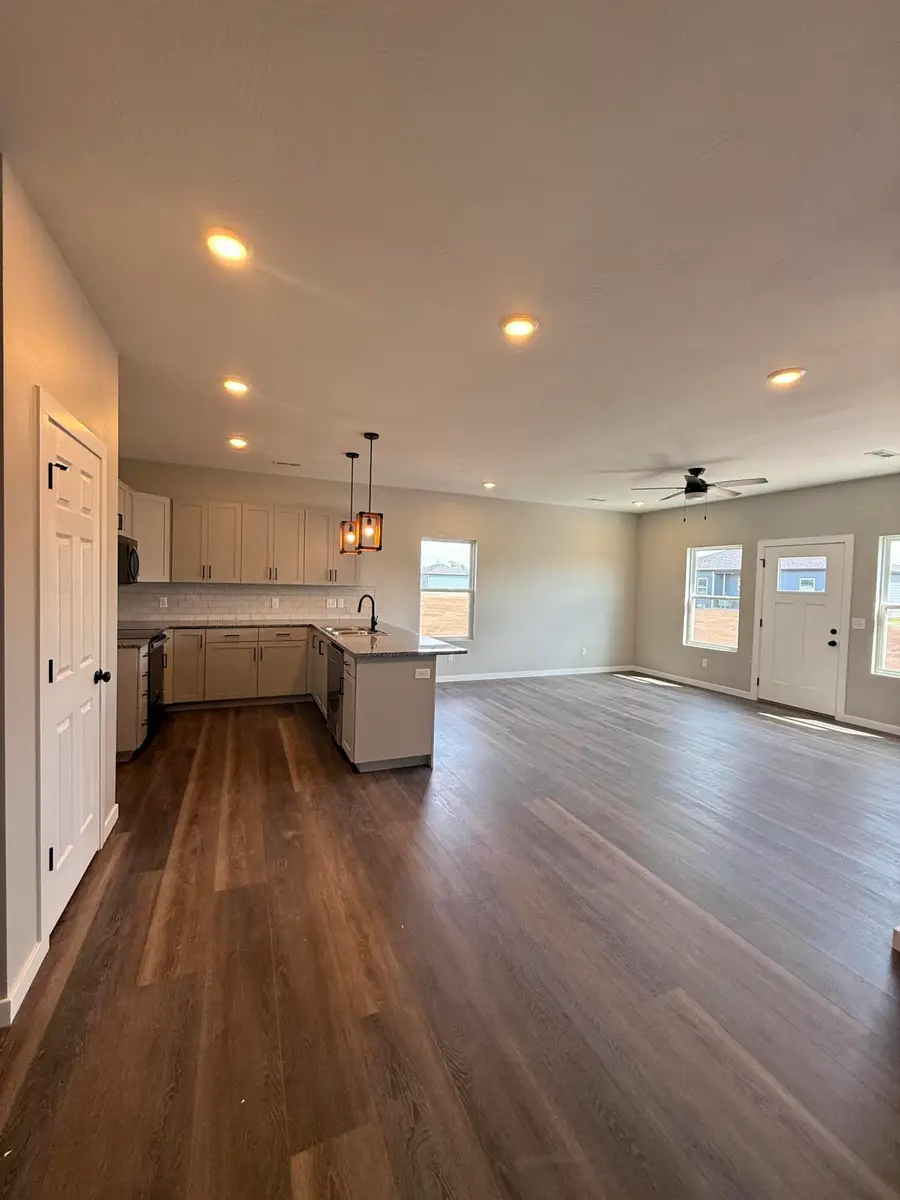 109 Bailey Drive, Mount Vernon, MO 65712 - #2