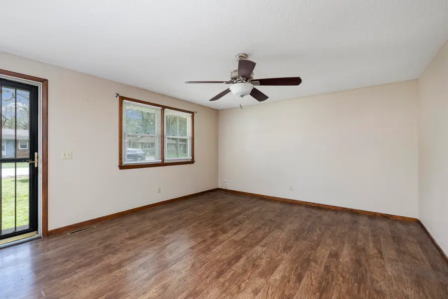 1237 S Brite Avenue, Springfield, MO 65807 - #2