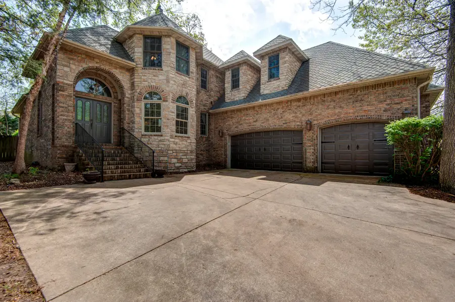 3306 N 10th Street, Ozark, MO 65721 - #2