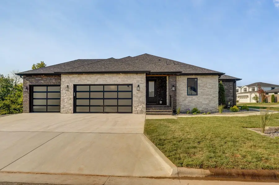 6006 S Maryland Avenue, Springfield, MO 65810 - #3