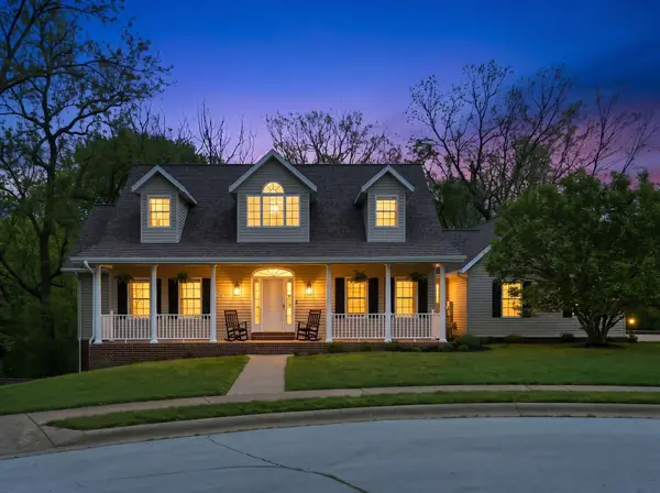 2012 N 7th Avenue, Ozark, MO 65721