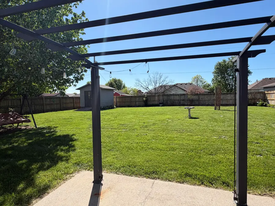 579 S Bradford Avenue, Nixa, MO 65714 - #3