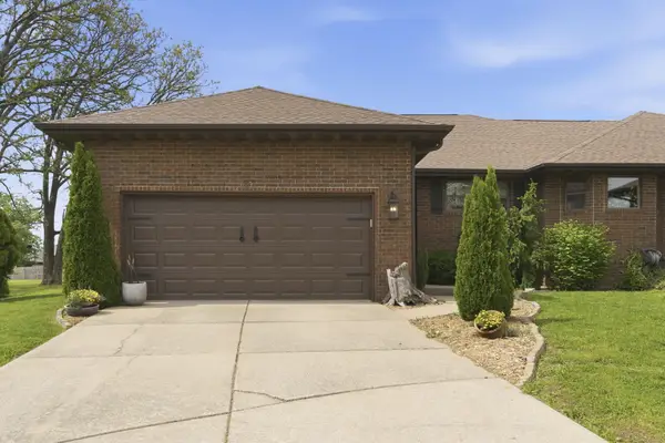 653 S Woodbridge Court, Nixa, MO 65714