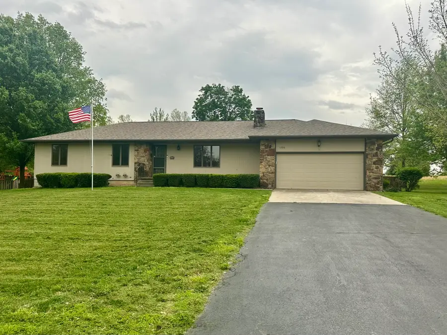 1206 Smith Avenue, Marshfield, MO 65706 - #2