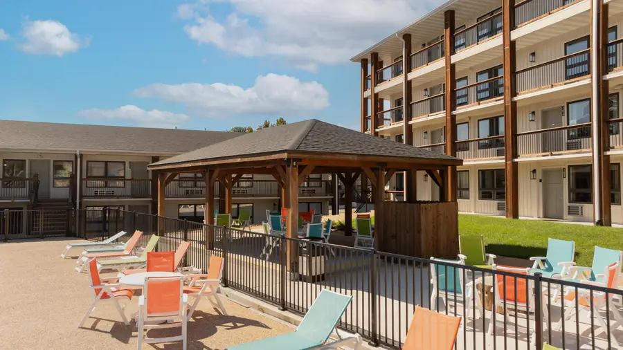 405 Veterans Boulevard #A-305, Branson, MO 65616 - #3