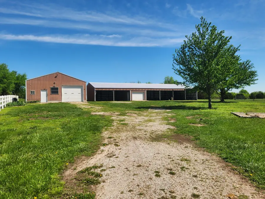 891 E Dade 184, Everton, MO 65646 - #3