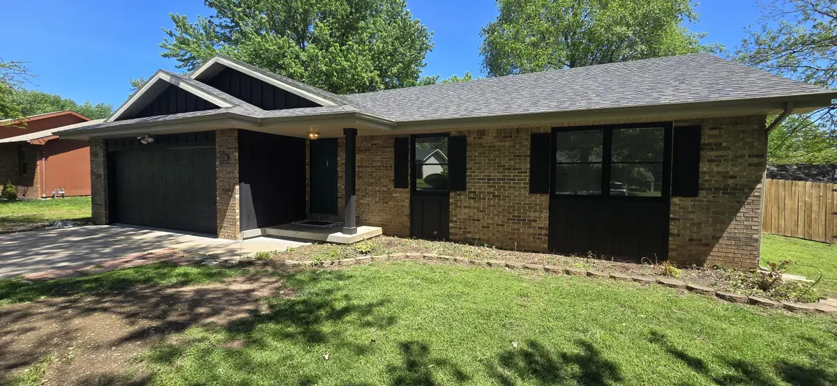 638 S Hampton Avenue, Republic, MO 65738 - #1