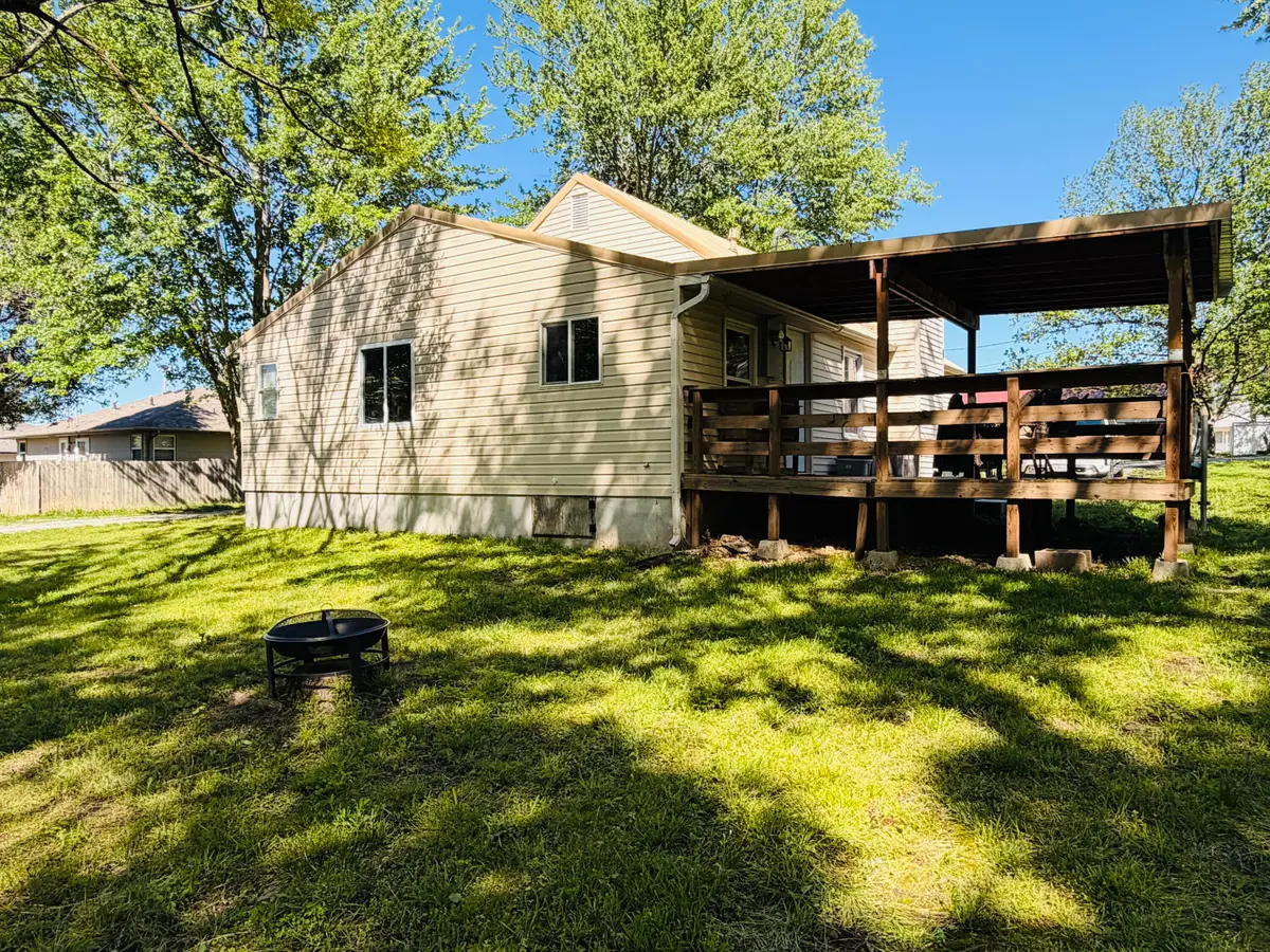 301 S College Street, Stockton, MO 65785 - #1