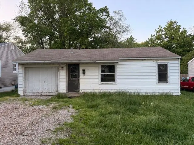 1521 E Livingston Street, Springfield, MO 65803 - #1