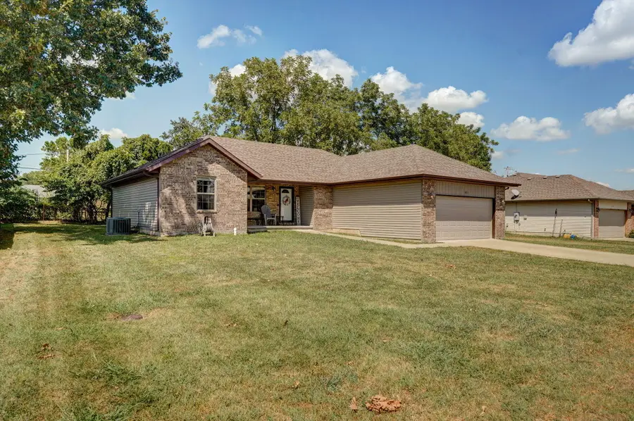 631 W Blackfoot Drive, Republic, MO 65738 - #2