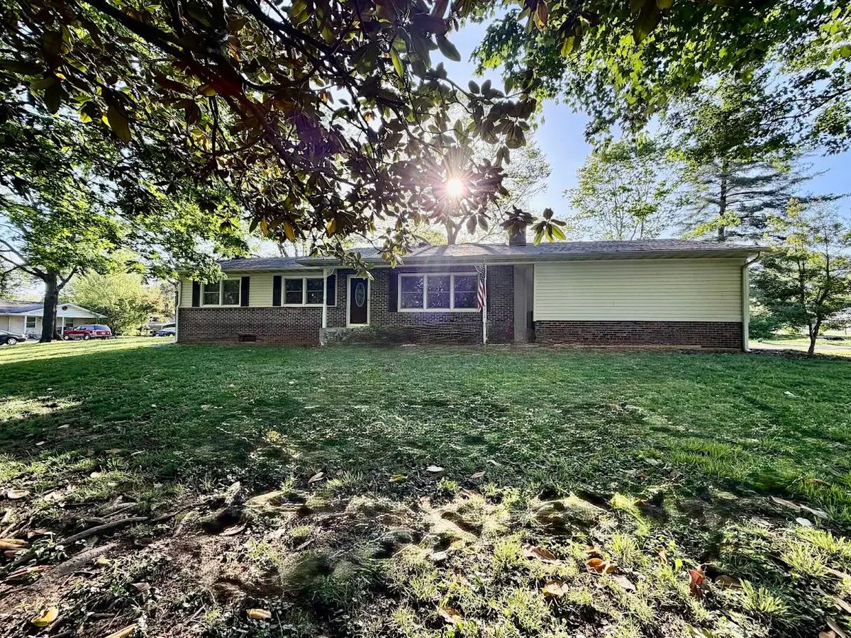 212 Vine Street, Mountain View, MO 65548 - #1