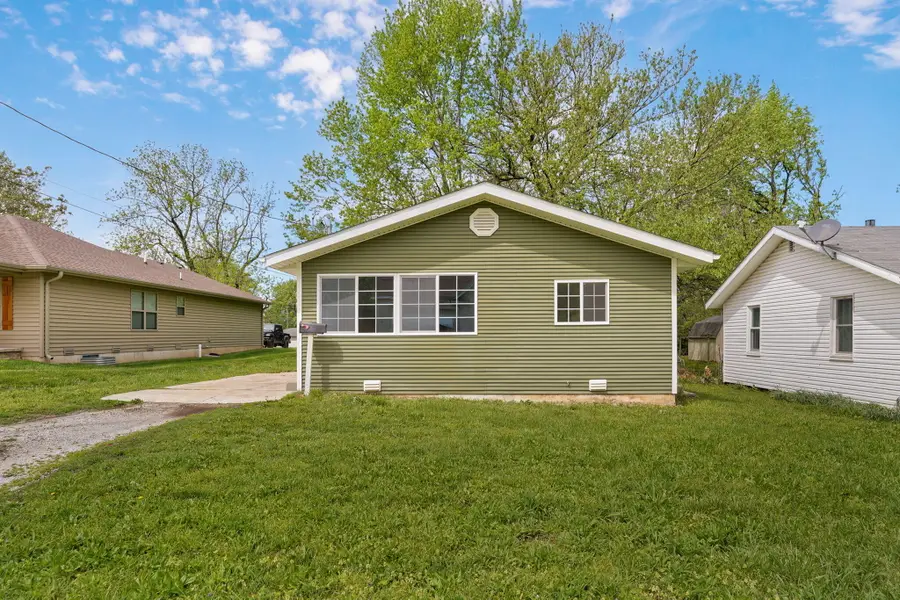 733 N Warren Avenue, Springfield, MO 65802 - #2