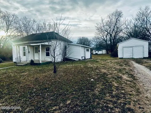 501 Washington Avenue, Neosho, MO 64850 - #2