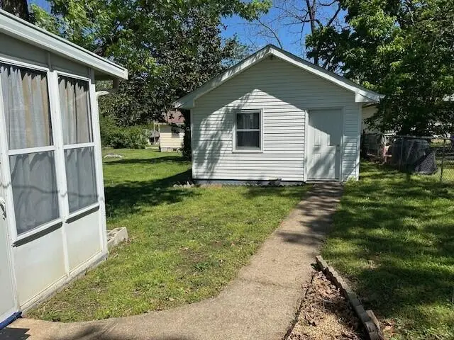 222 Johnson Street, West Plains, MO 65775 - #3