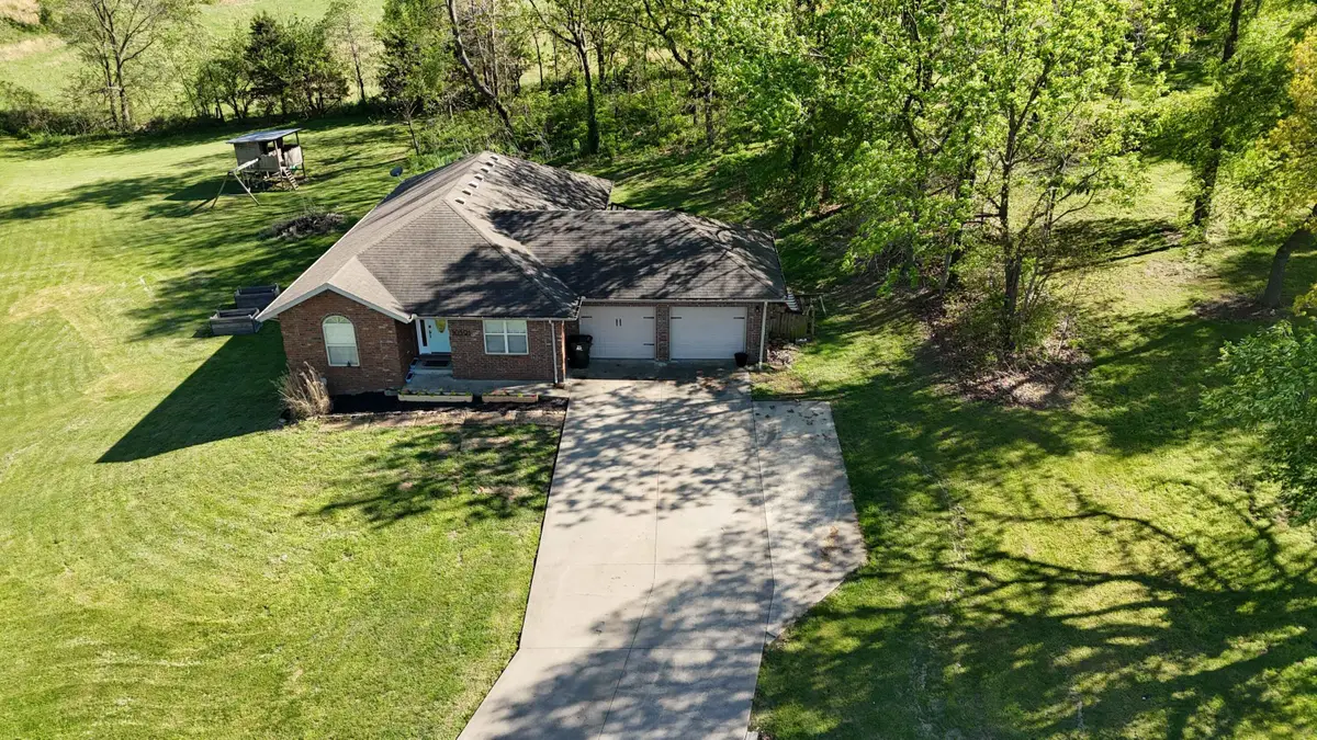 10391 Mcgruder Boulevard, Cassville, MO 65625 - #1