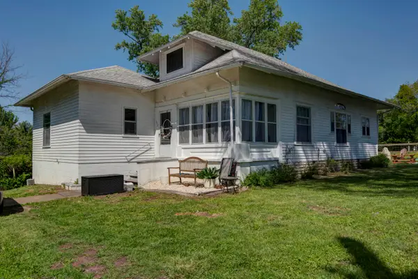 306 N Ohio Street, Humansville, MO 65674