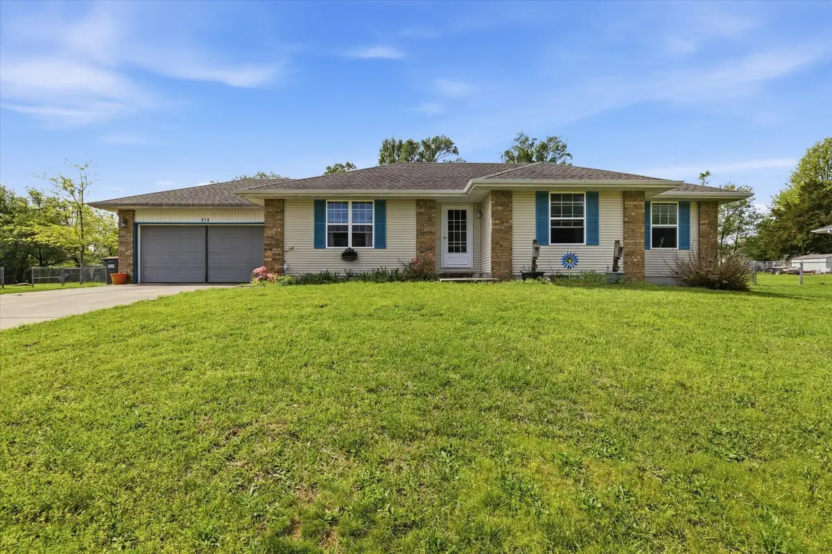 316 W Mcknight, Clever, MO 65631 - #1