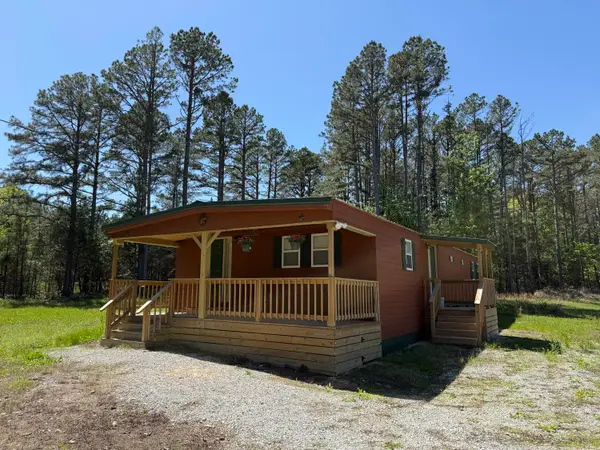 9023 Strawberry Road, Houston, MO 65483