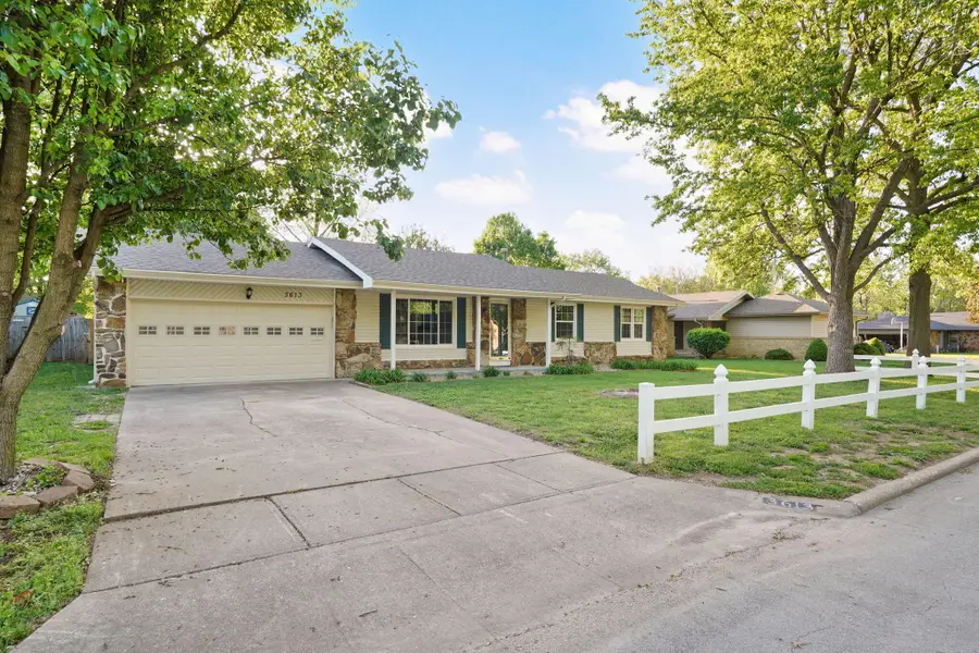 3613 S Nettleton Avenue, Springfield, MO 65807 - #3