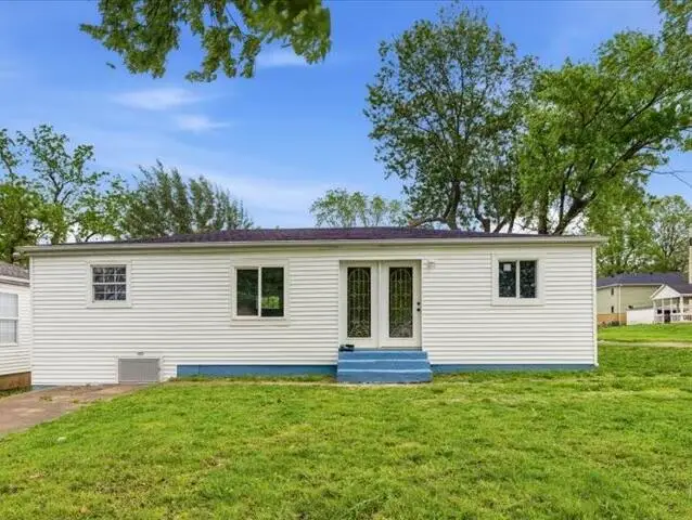 1209 N Central Avenue, Monett, MO 65708 - #2