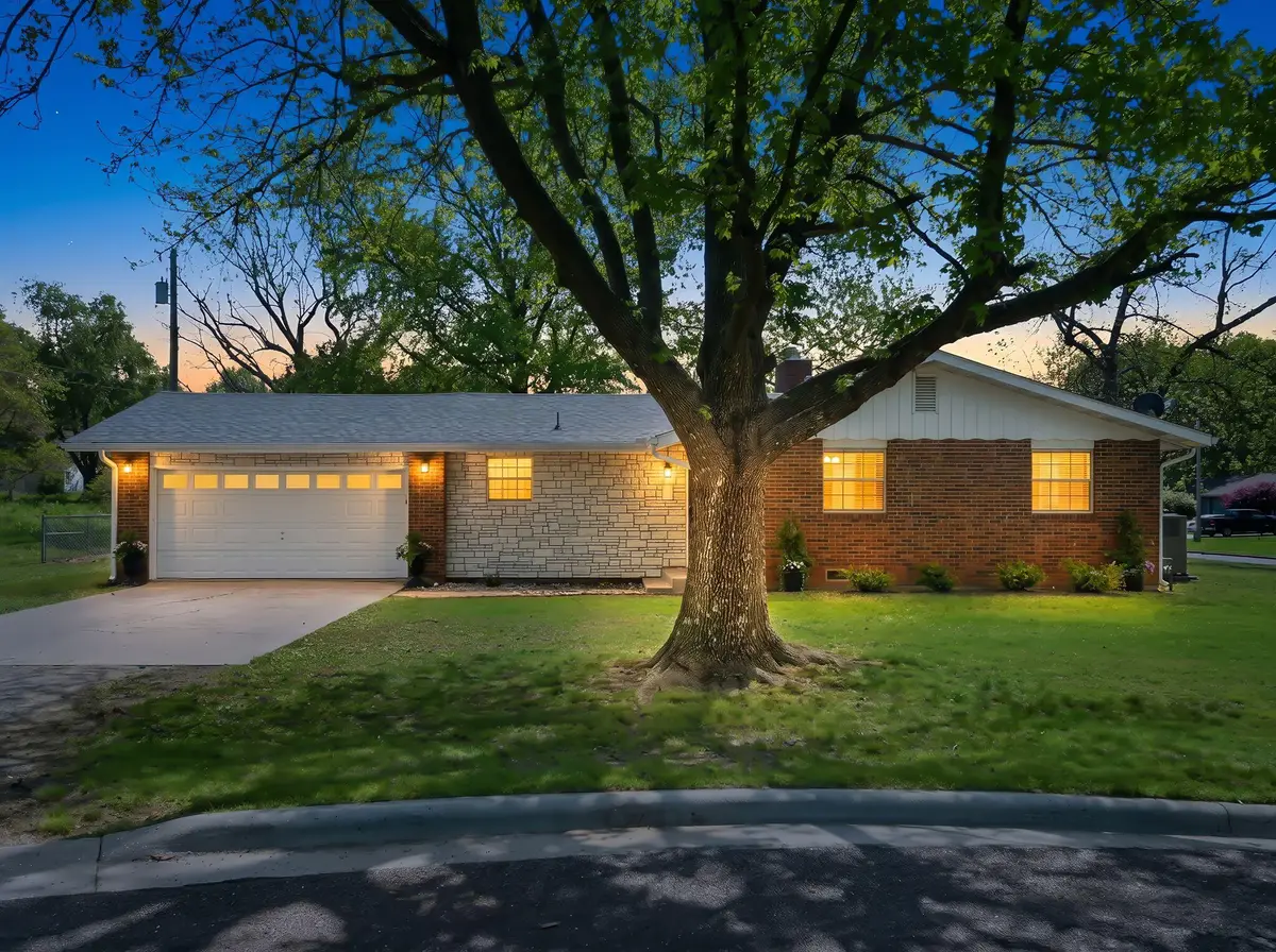 1309 N Central Avenue, Monett, MO 65708 - #1