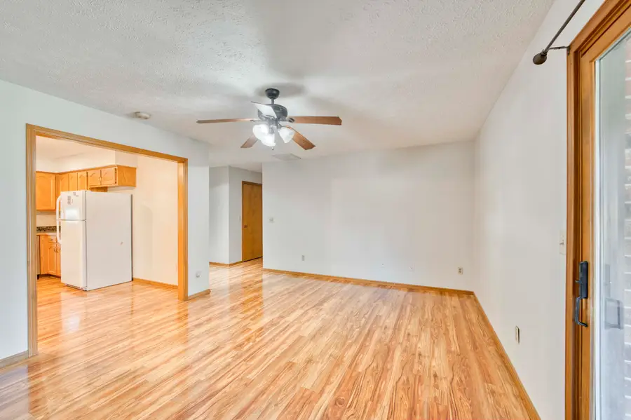 1502 E Mcclernon Street, Springfield, MO 65803 - #3