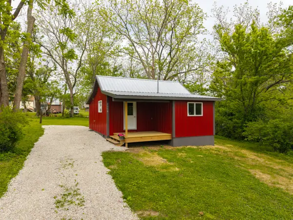 1131 N Park Avenue, Mountain Grove, MO 65711