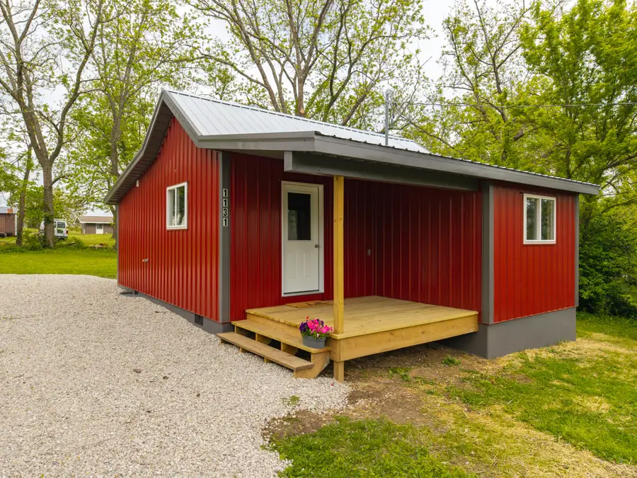 1131 N Park Avenue, Mountain Grove, MO 65711 - #2