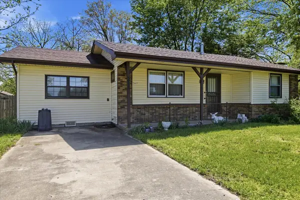 211 S Broadway Street, Billings, MO 65610