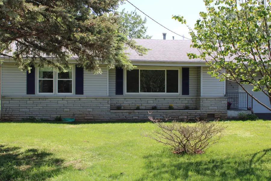 606 W Broadmoor Street, Springfield, MO 65807 - #3