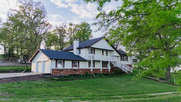 4681 S 138th Road, Bolivar, MO 65613